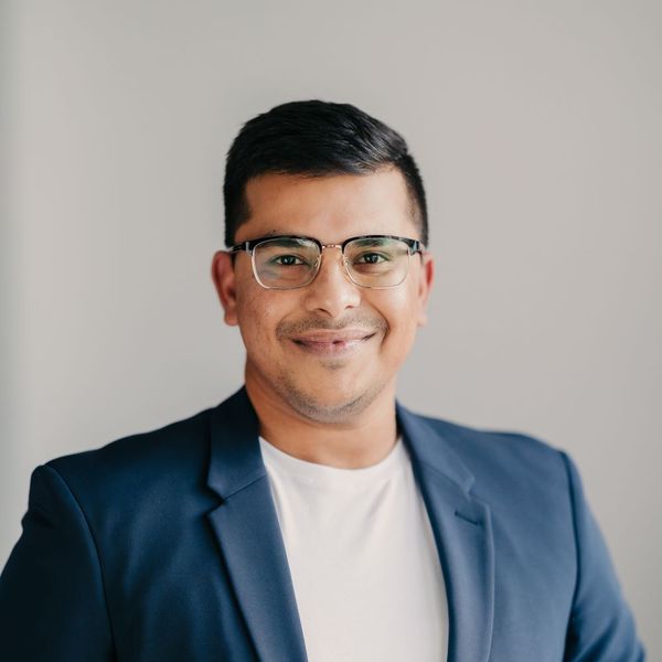 Sarang Joshi, Associate